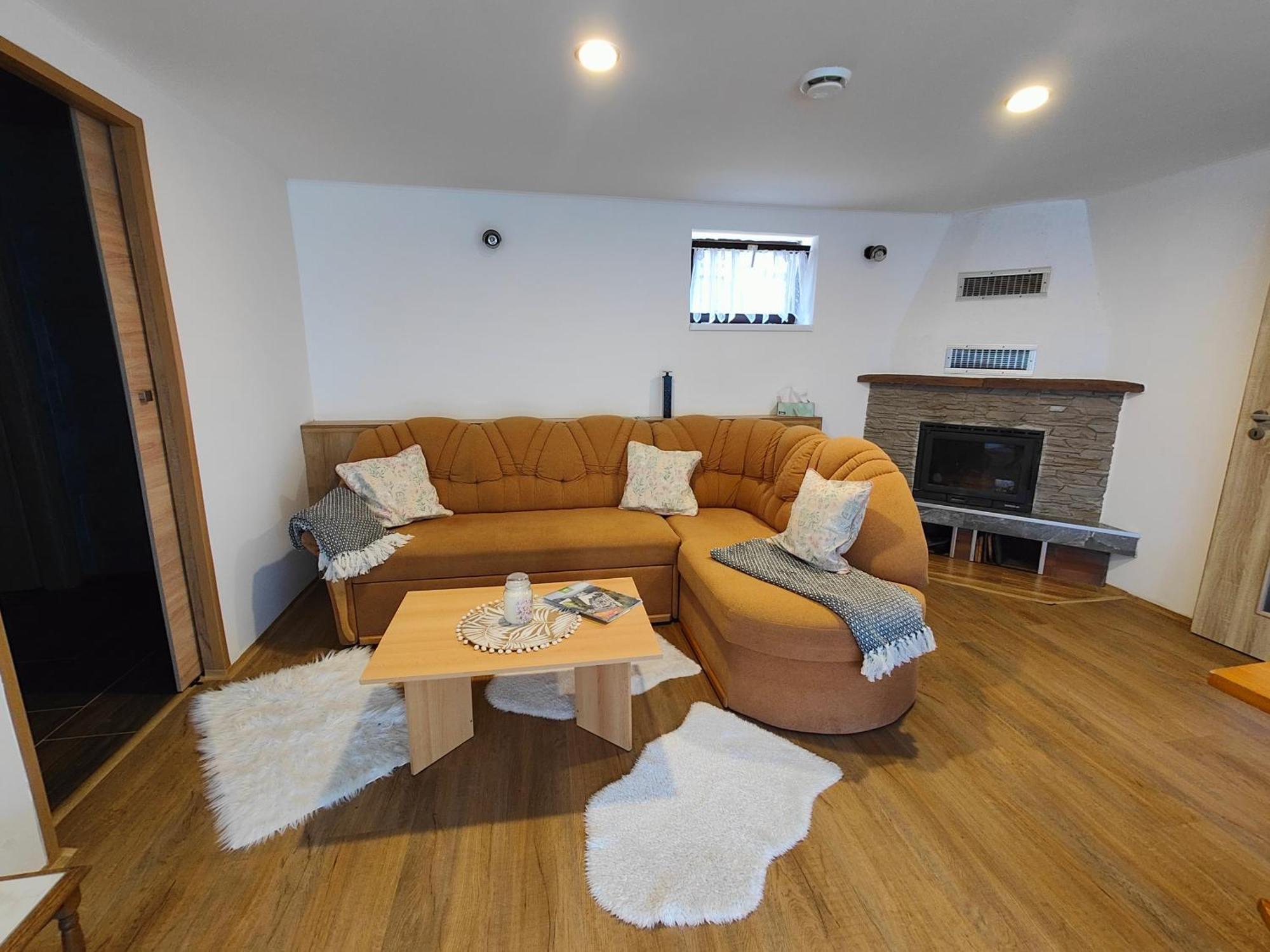 Apartman Hranice - Хренско Экстерьер фото
